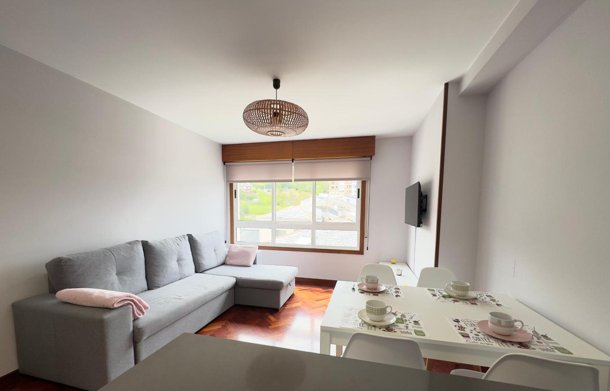 Apartamento A 5 Minutos Del Casco Historico Viveiro Luaran gambar